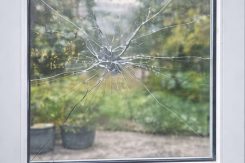 Shatter-Window-with-Garden-View